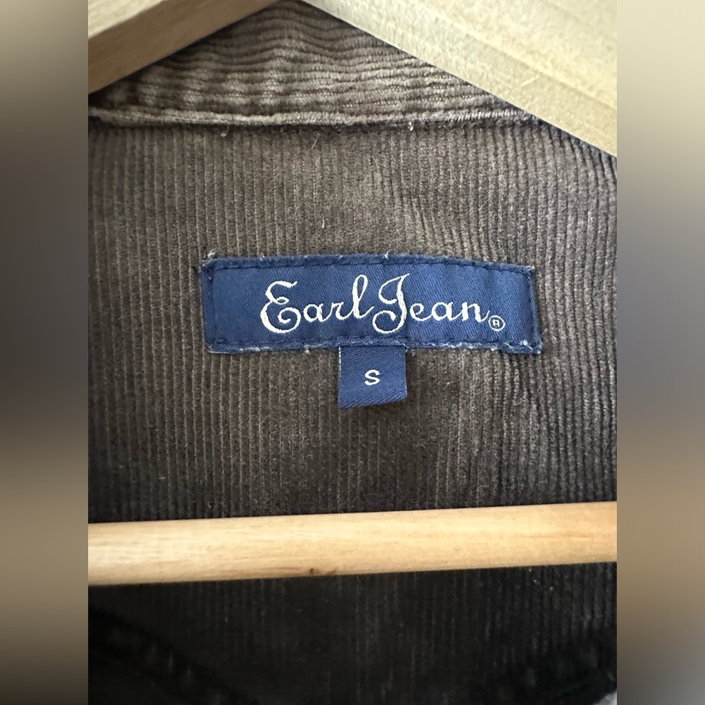 Warm brown corduroy jacket with knit sleeves. - Picture 4 of 4